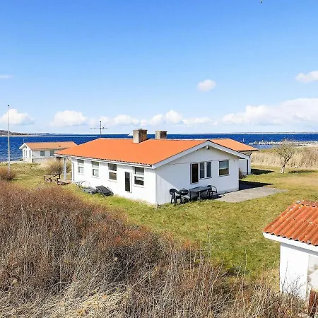 10 Person In Farso-by Traum * Farsø